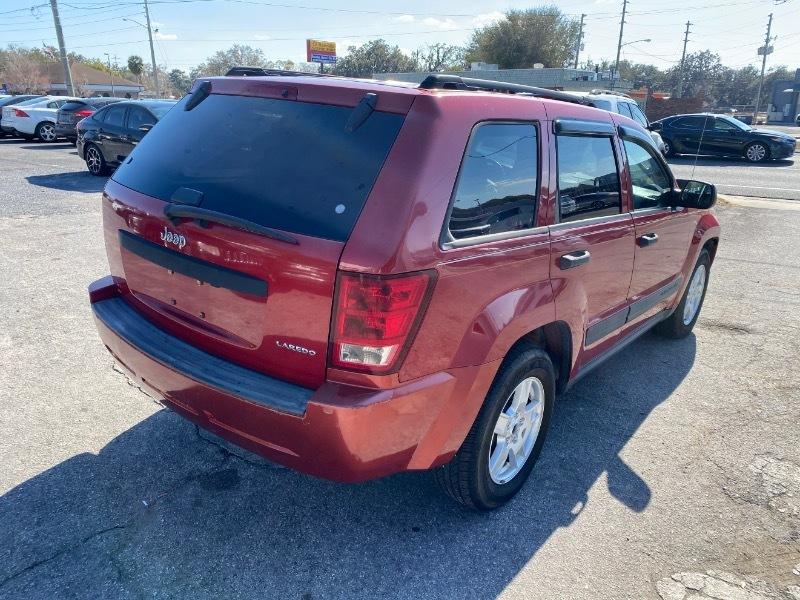 Jeep Grand Cherokee Laredo 2WD 2005