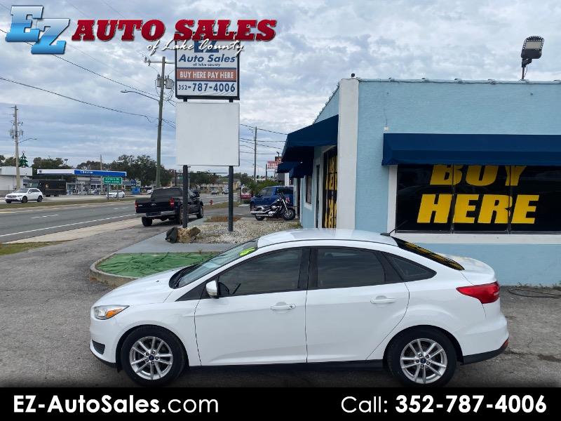 Ford Focus SE Sedan 2016