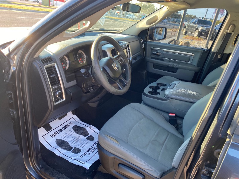 RAM 1500 SLT Quad Cab 2WD 2017