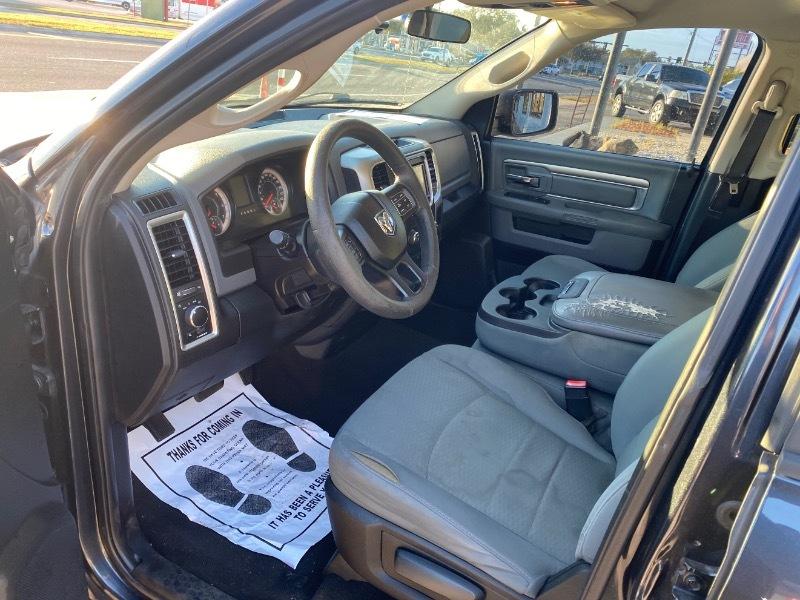 RAM 1500 SLT Quad Cab 2WD 2017