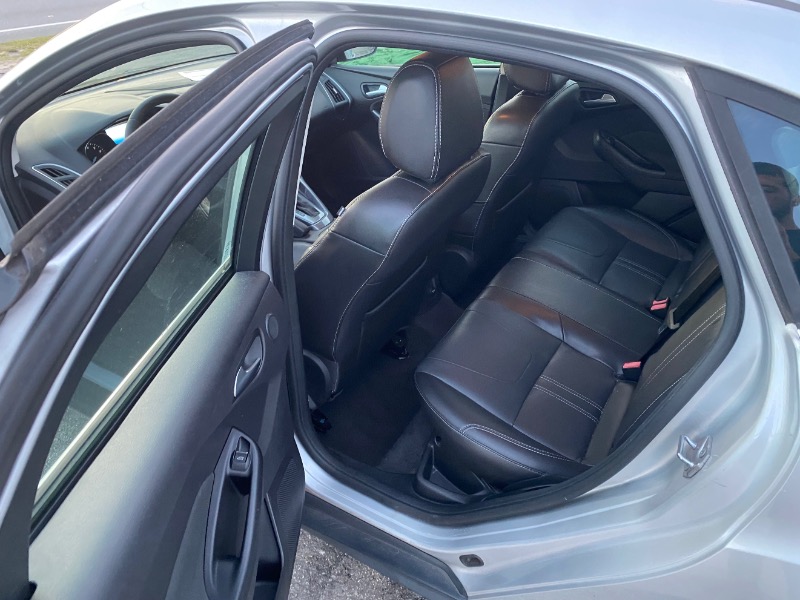 Ford Focus Titanium Sedan 2014