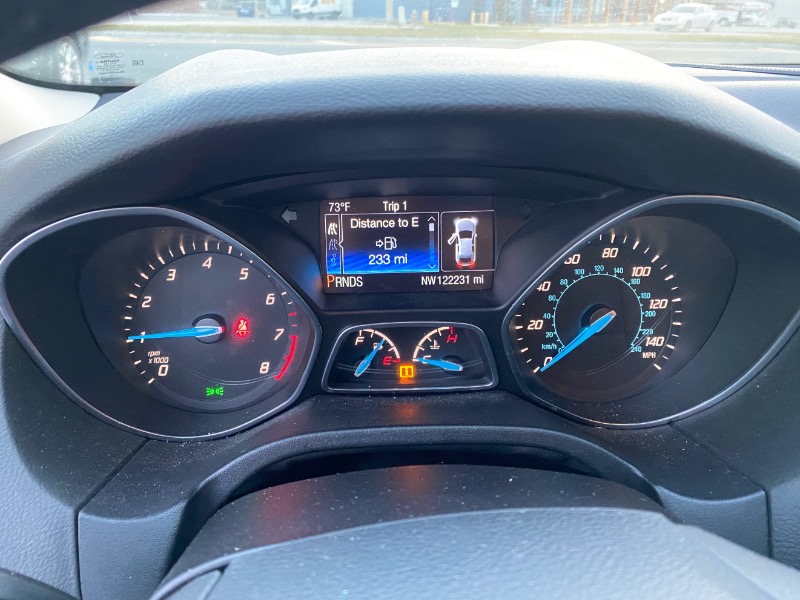 Ford Focus Titanium Sedan 2014