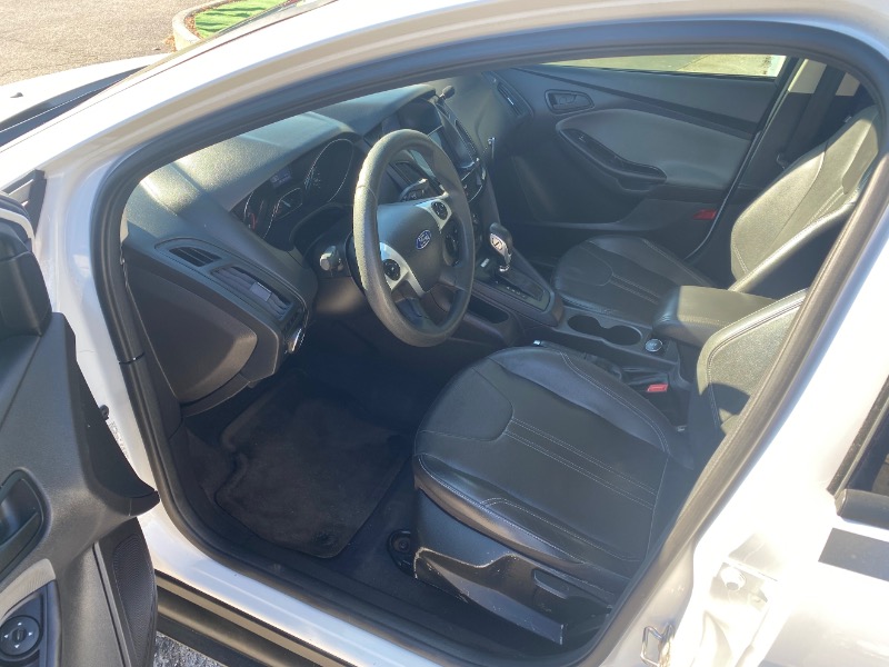 Ford Focus S Sedan 2014