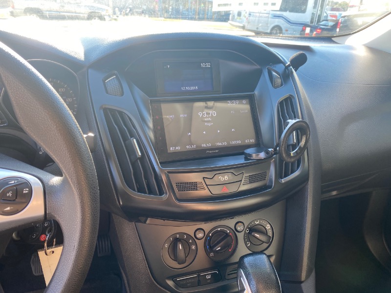 Ford Focus S Sedan 2014