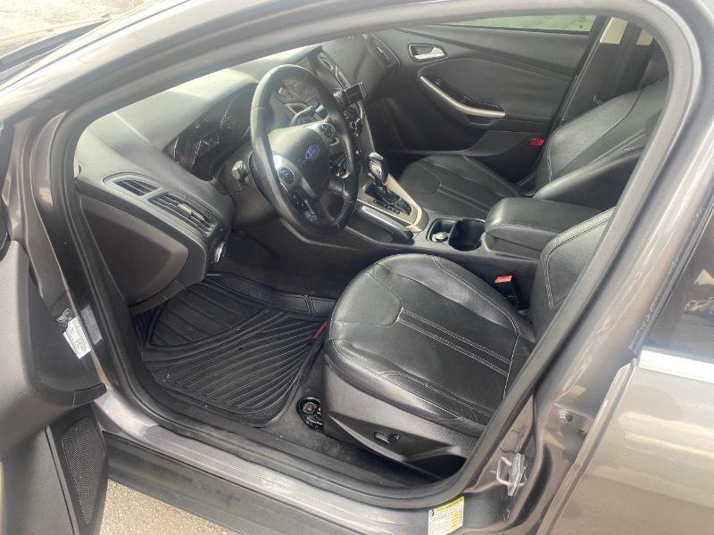 Ford Focus SEL 2012
