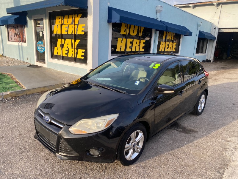 Ford Focus SE Hatch 2013