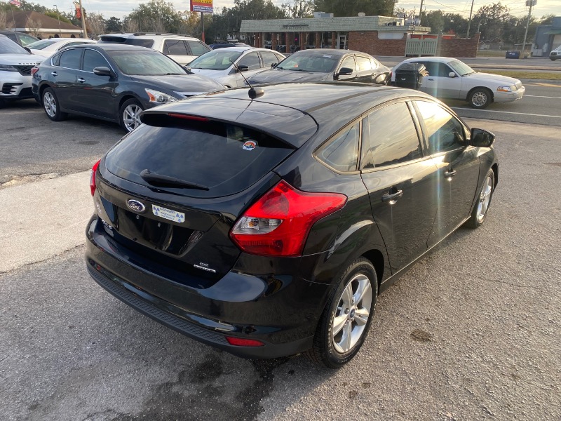 Ford Focus SE Hatch 2013