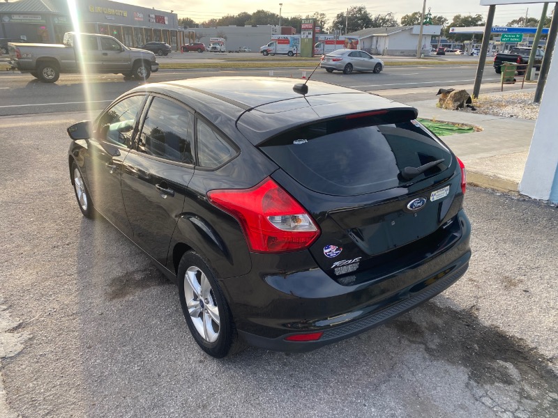 Ford Focus SE Hatch 2013