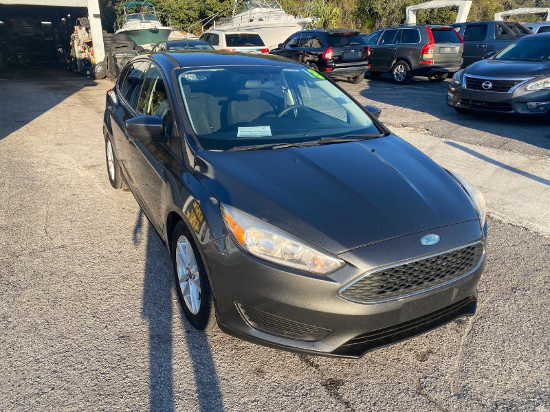 Ford Focus SE Hatch 2018