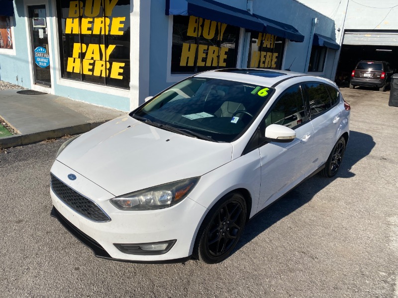Ford Focus SE Hatch 2016