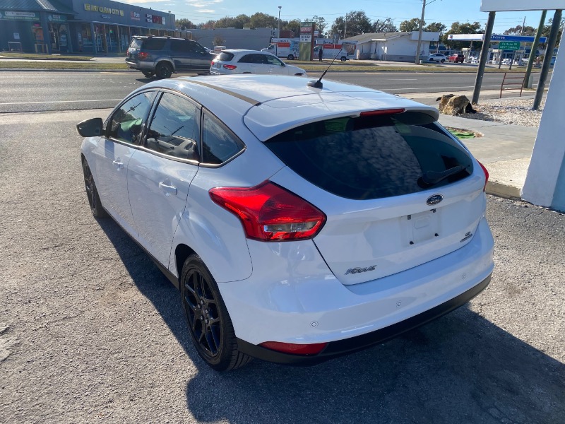 Ford Focus SE Hatch 2016