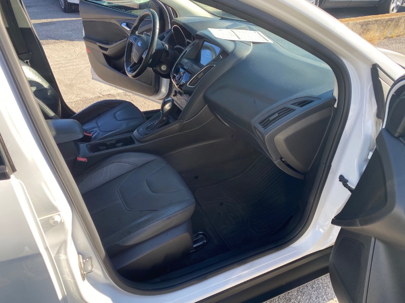 Ford Focus SE Hatch 2016