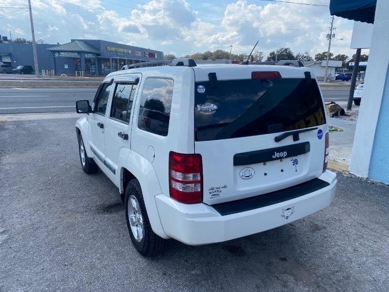 Jeep Liberty Sport 4WD 2009