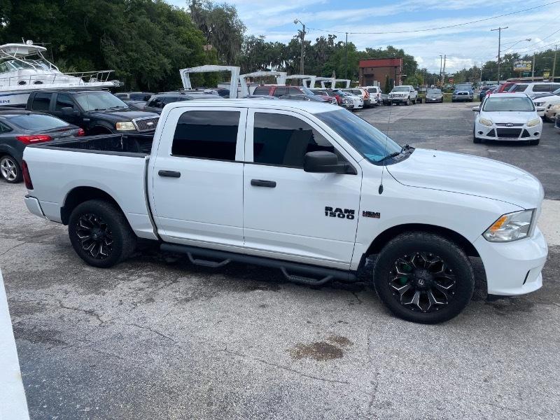 RAM 1500 2WD Crew Cab 149" ST 2015