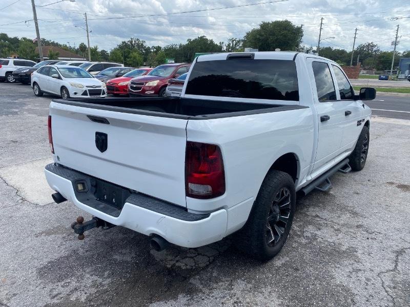 RAM 1500 2WD Crew Cab 149" ST 2015