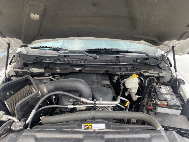 RAM 1500 2WD Crew Cab 149" ST 2015