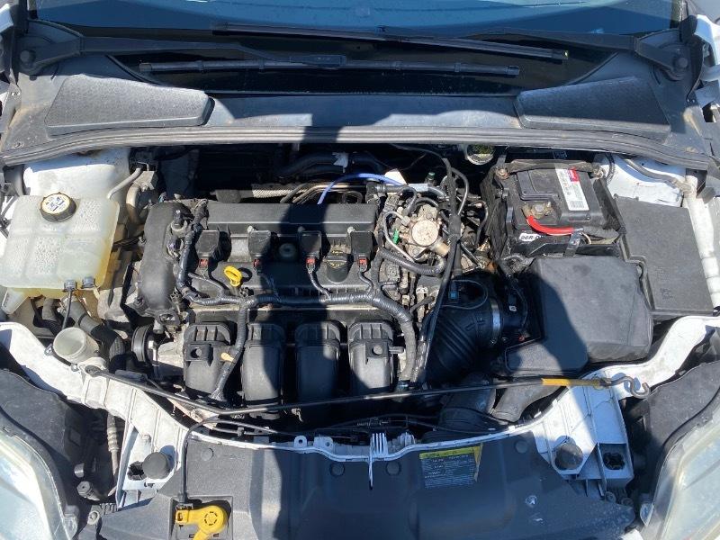 Ford Focus SE Sedan 2012