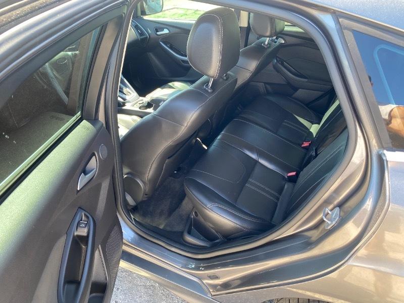 Ford Focus Titanium Hatch 2014