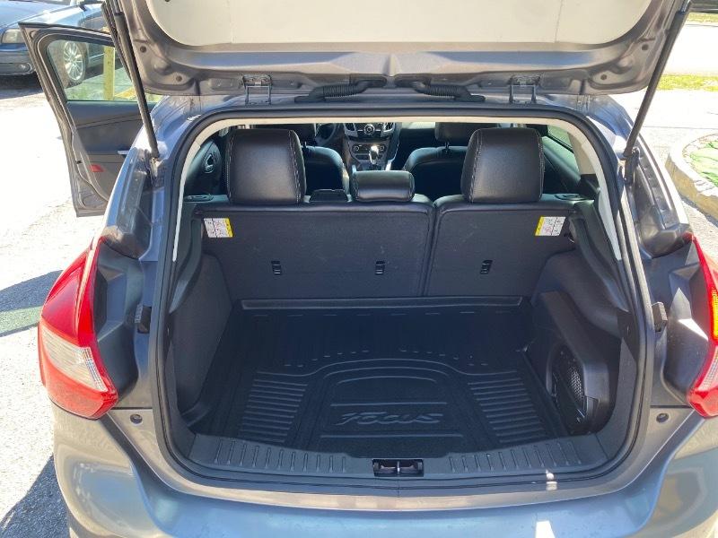 Ford Focus Titanium Hatch 2014