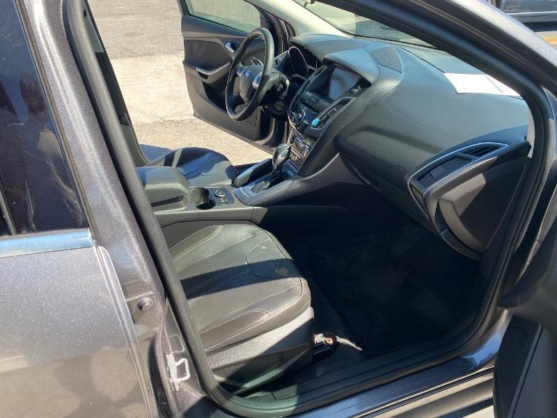 Ford Focus Titanium Hatch 2014