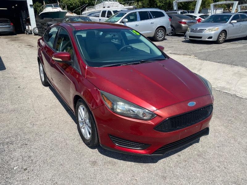 Ford Focus SE Sedan 2015