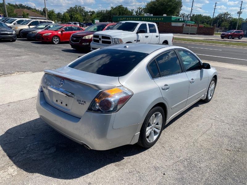 Nissan Altima 3.5 SR 2012