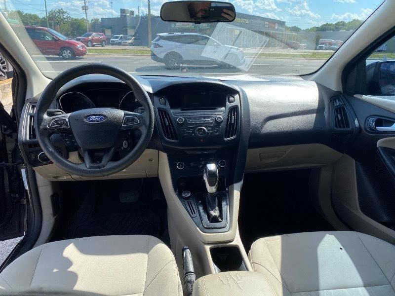 Ford Focus SE Sedan 2015