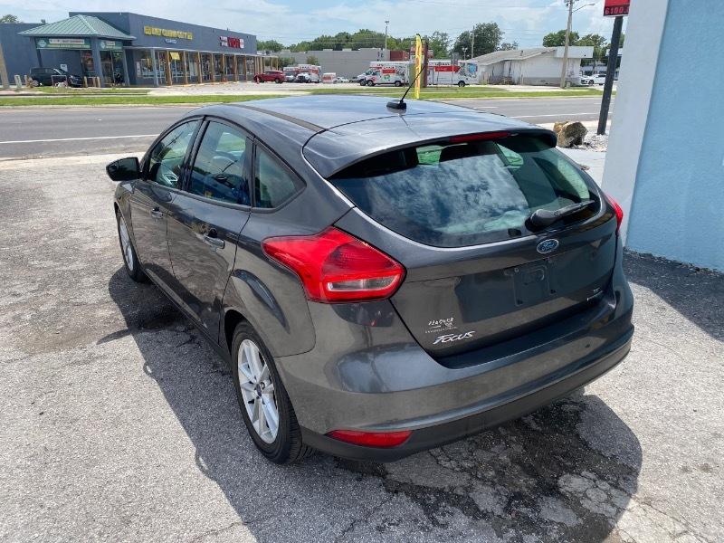 Ford Focus SE Hatch 2016