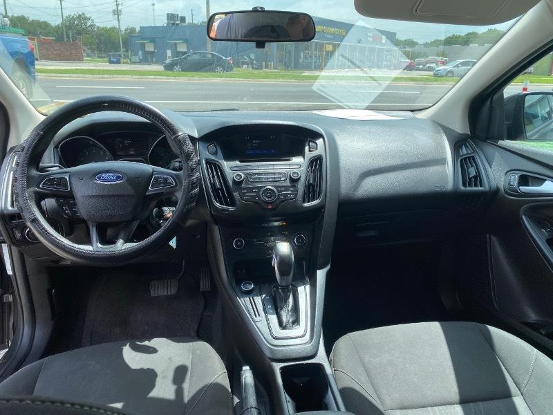Ford Focus SE Hatch 2016