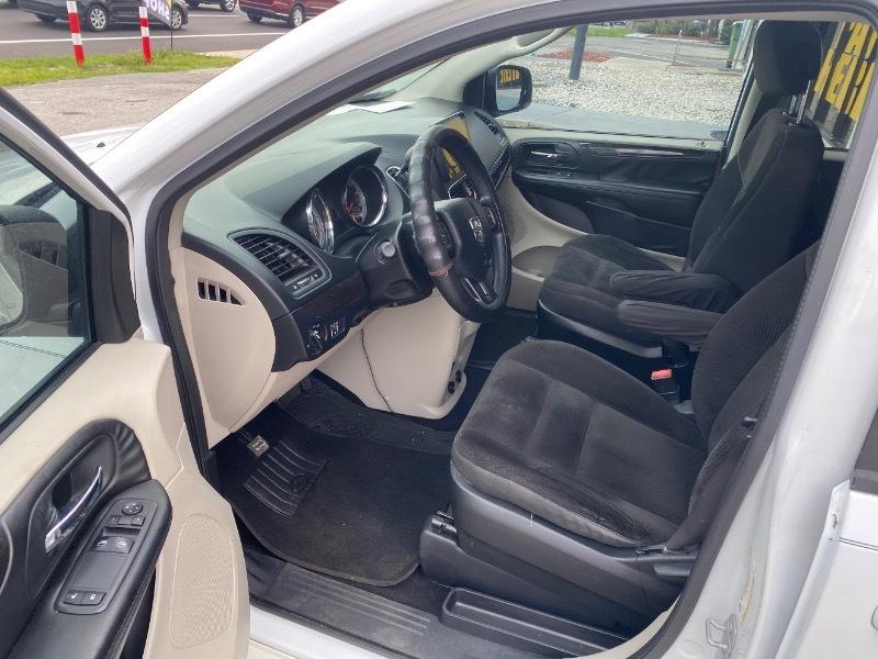 Dodge Grand Caravan SE 2017