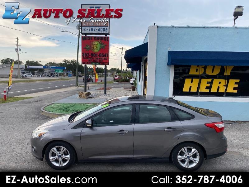 Ford Focus SE Sedan 2014