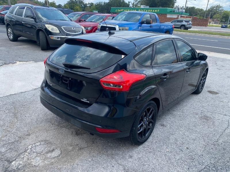 Ford Focus SE Hatch 2016