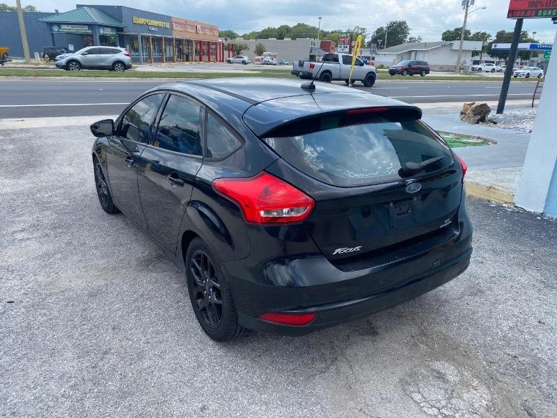 Ford Focus SE Hatch 2016