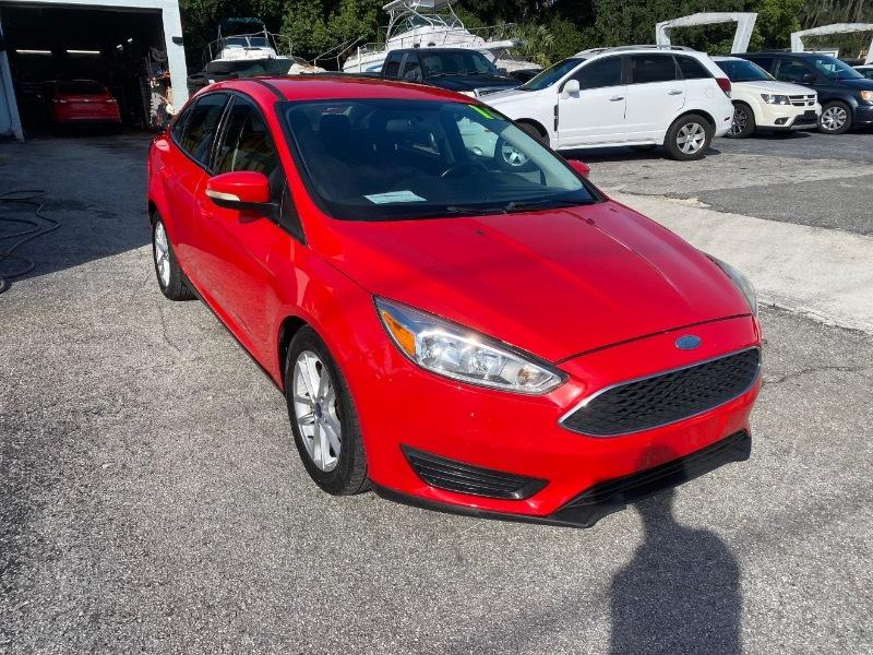 Ford Focus SE Sedan 2016