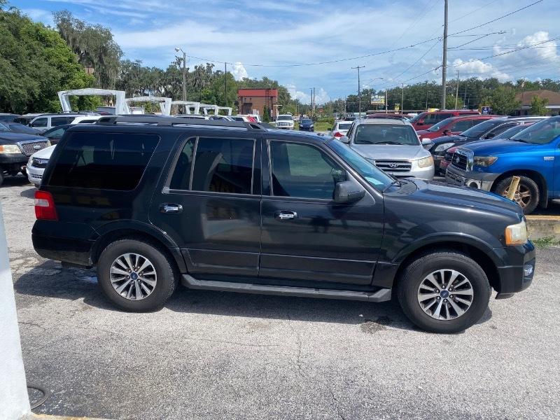 Ford Expedition XLT 2WD 2015