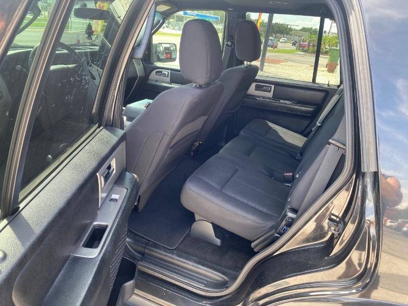 Ford Expedition XLT 2WD 2015
