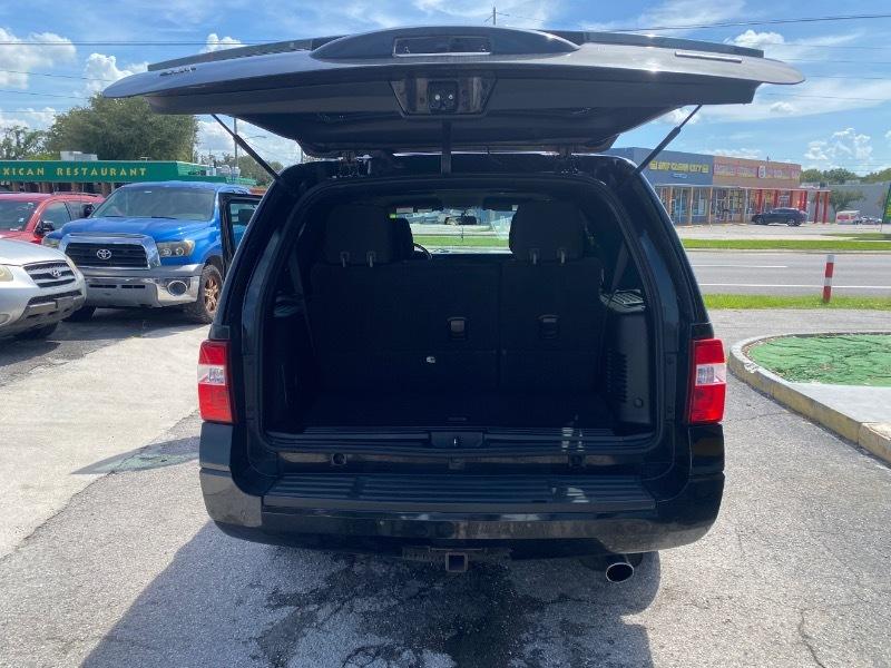 Ford Expedition XLT 2WD 2015