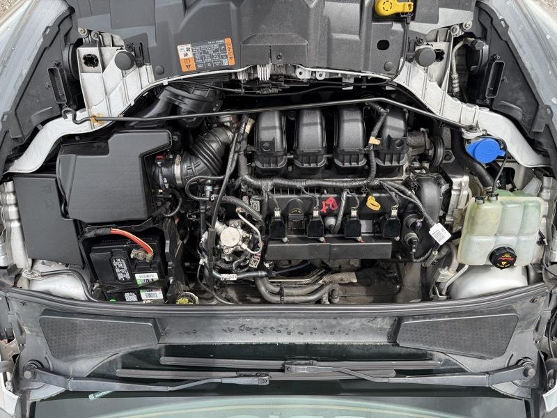 Ford Focus SE Sedan 2016