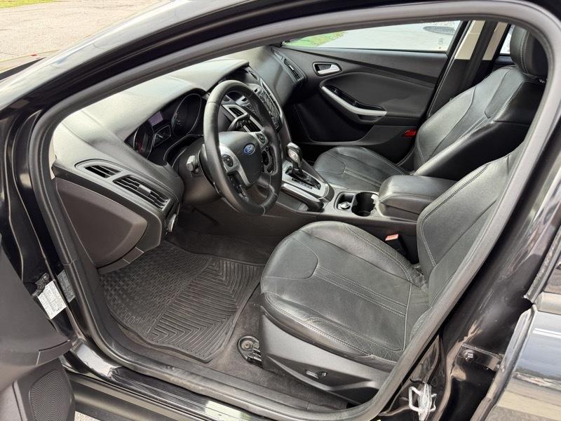 Ford Focus SE Hatch 2013