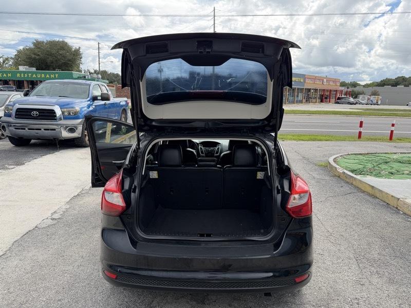 Ford Focus SE Hatch 2013
