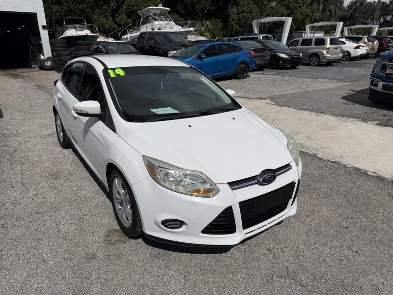 Ford Focus SE Hatch 2014