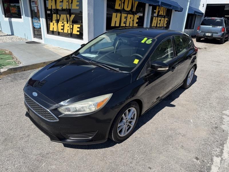 Ford Focus SE Hatch 2016