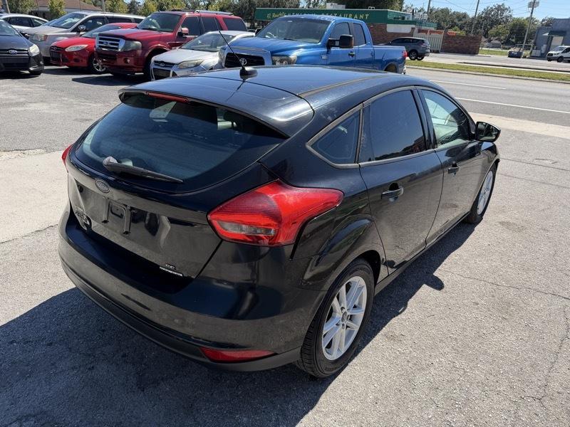 Ford Focus SE Hatch 2016