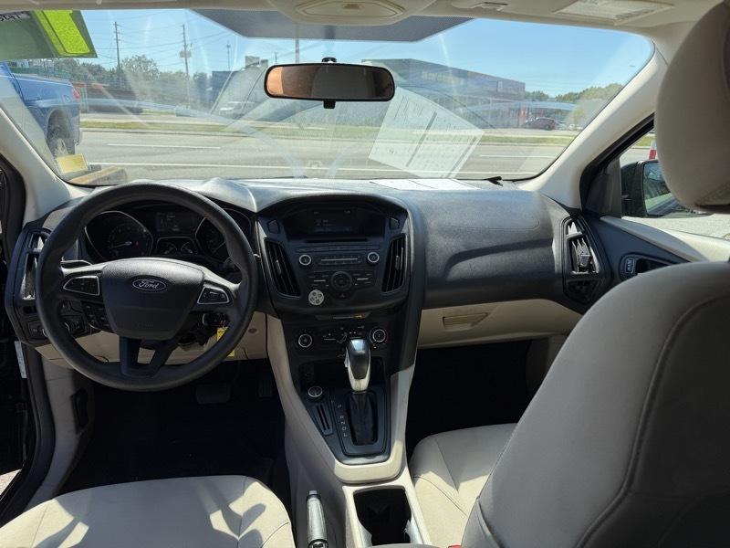 Ford Focus SE Hatch 2016