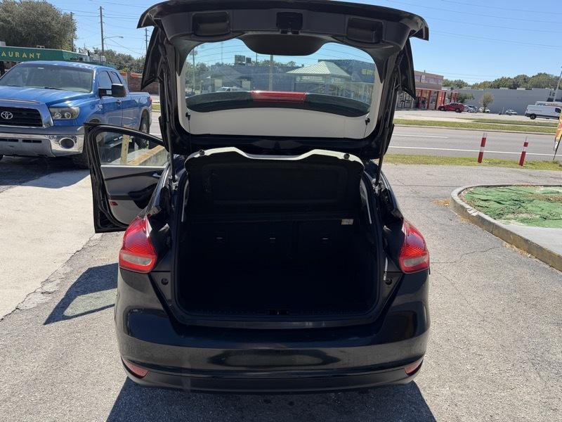 Ford Focus SE Hatch 2016