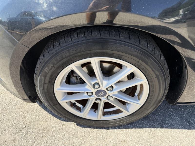 Ford Focus SE Hatch 2016