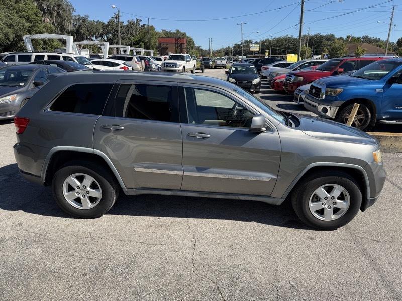 Jeep Grand Cherokee Laredo 2WD 2012