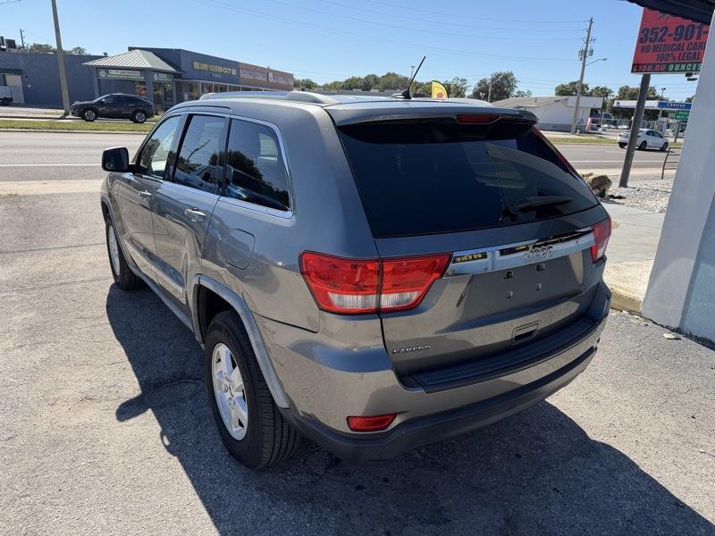 Jeep Grand Cherokee Laredo 2WD 2012