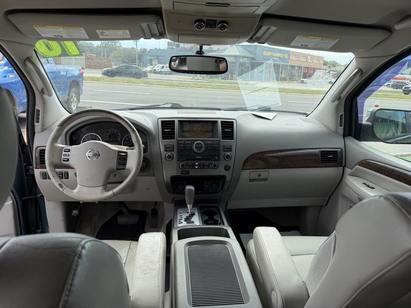 Nissan Armada SE 2WD 2010