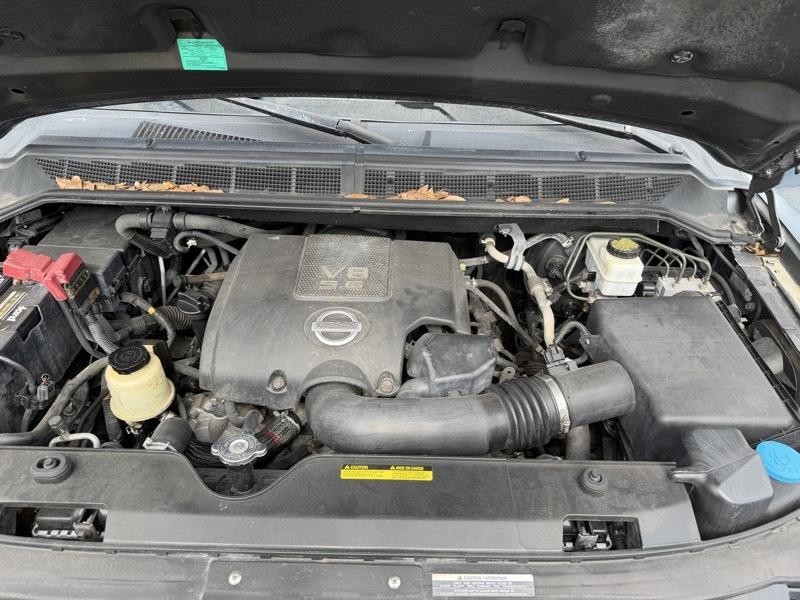 Nissan Armada SE 2WD 2010